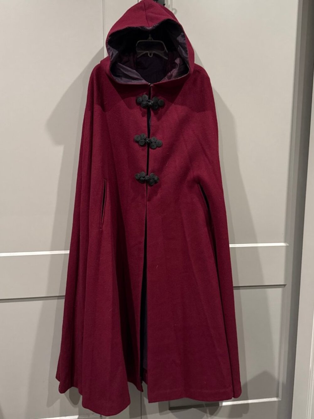 Women's Burgundy Wool Hooded Cape Large